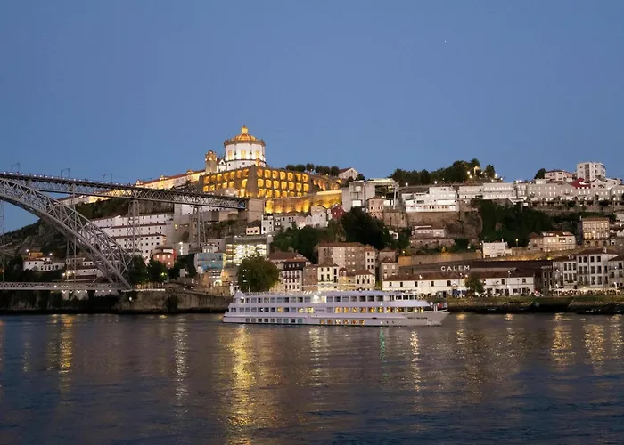 Apartment Centrally Located In