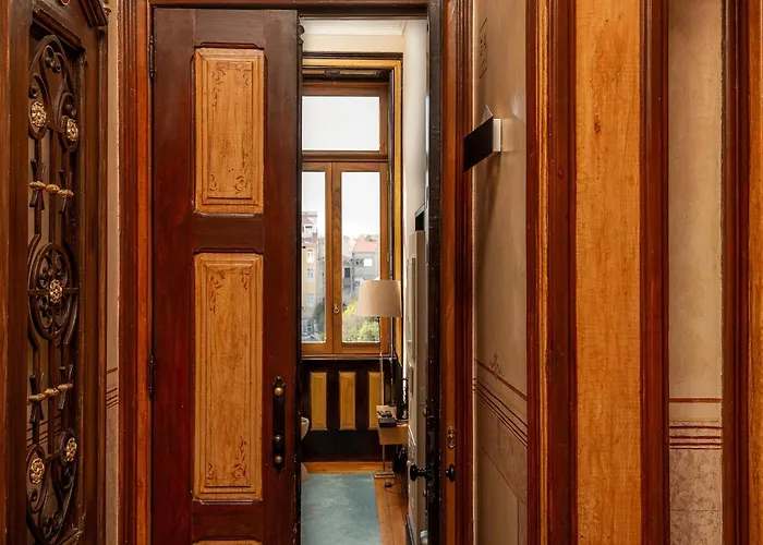 Centrally Located In Apartment Porto