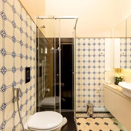 Centrally Located In Apartment Porto